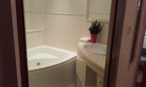 Hostal Farma Zdrowia