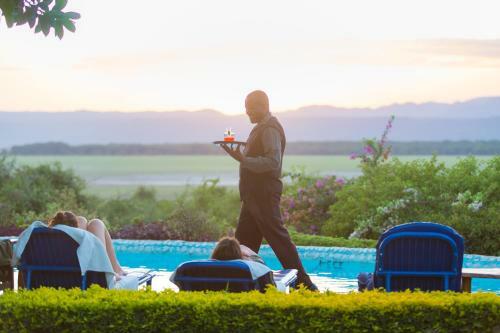 Lodge Manyara Wildlife Safari Camp