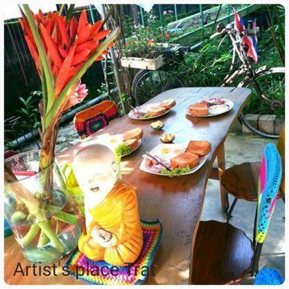 Posada Artist's Place Trat