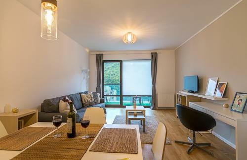 Tampa Gardens - Mountain View Apartment