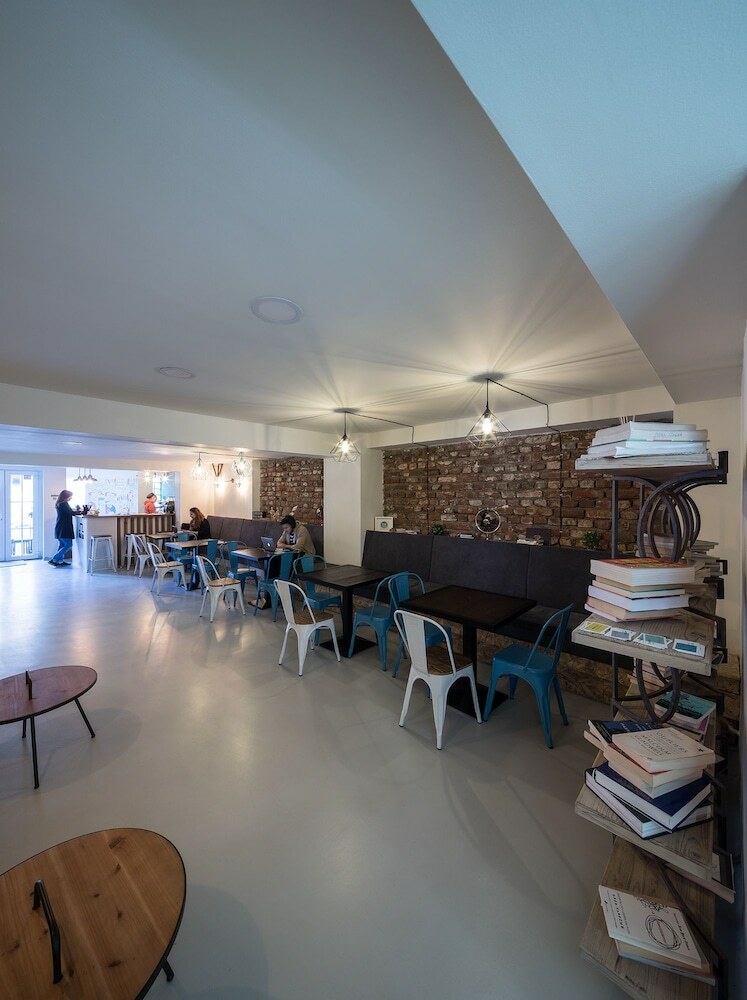 Omega House Hotel