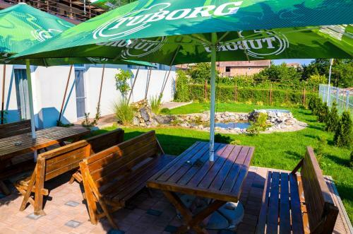 Hostal Pensiunea La Broscuta