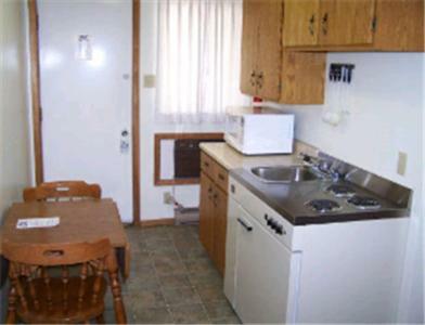 Elk Point Motel & Rv Park