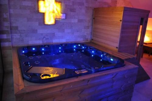 Hostal Transylvania Villa & Spa