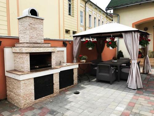 Hostal Pensiunea Lucia