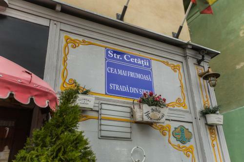 History Apartment Str Cetatii