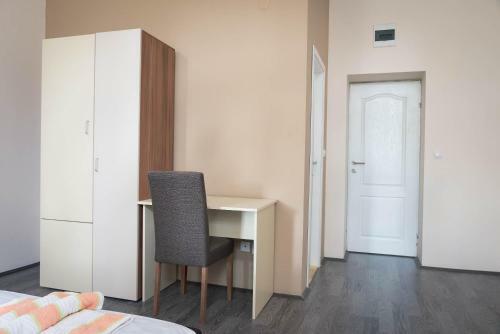 Hostal Guest House Konaciste Valis