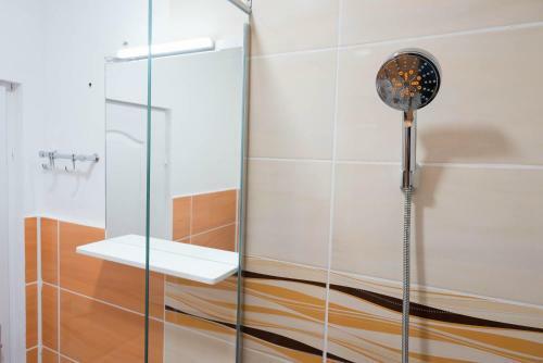 Hostal Guest House Konaciste Valis