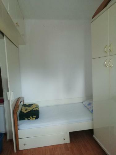 Apartmansko Naselje "jezero"