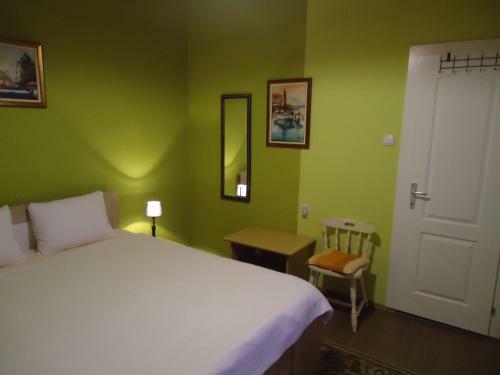 Hostal Apartments Villa Svetlana