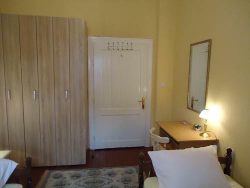 Hostal Apartments Villa Svetlana