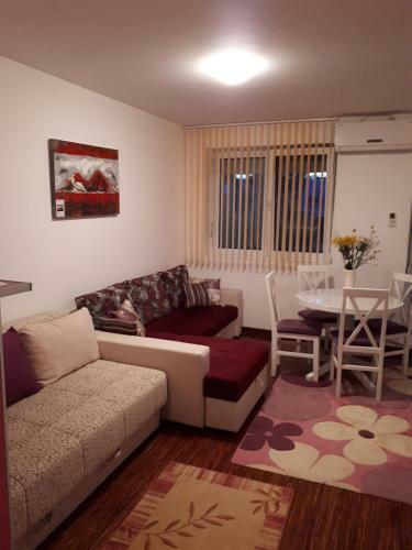 Mila Apartmani