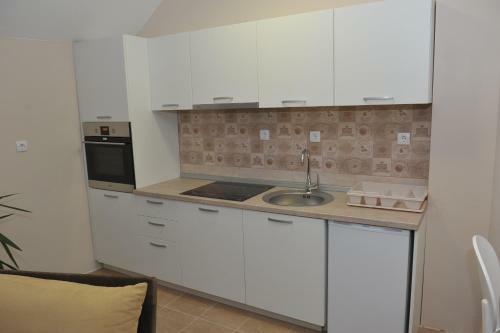 Golden House Apartments