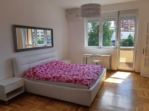 Apartment Center