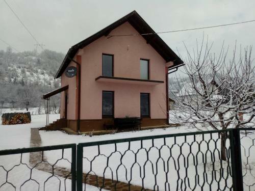 Hostal Rooms Violeta