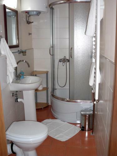Bed & Breakfast Ku?a Za Odmor "karalic"