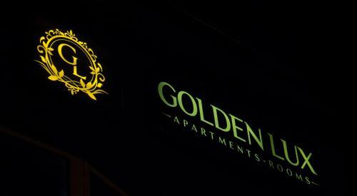 Hostal Golden Lux Apartments And Rooms