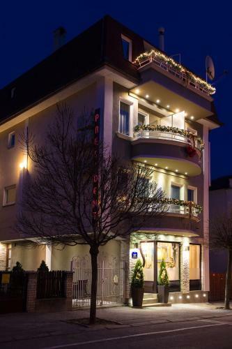 Garni Hotel President De Luxe