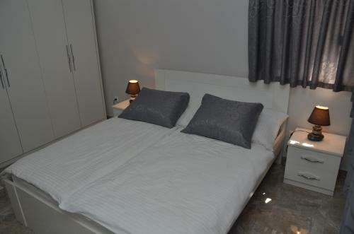 Apartments Royal Menex