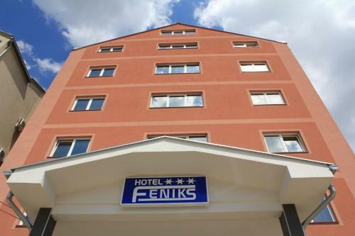 Hotel Feniks Po?arevac