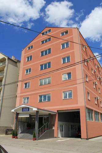 Hotel Feniks Po?arevac