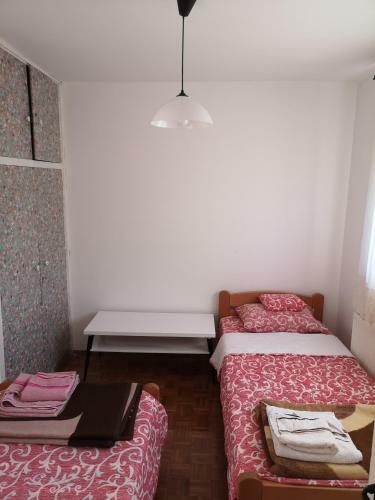 Hostal Guest House Villa Krstic
