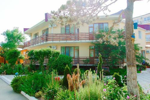 Hotel Morskie Rify Pansionat