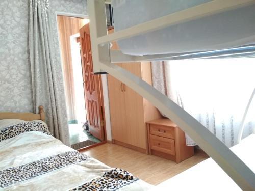 Hostal Guest House On Samburova 279