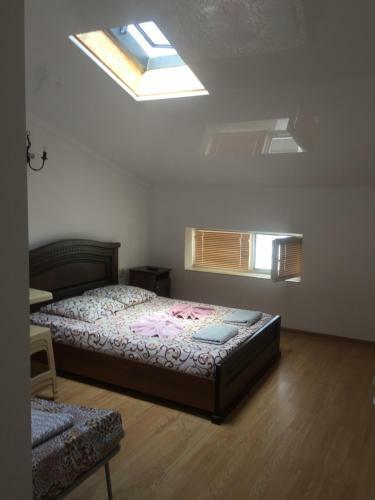Posada Guest House Try Zvezdy