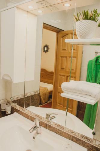 Hotel Vysoky Bereg Pansionat