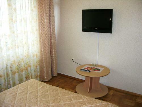 Yakor Hotel