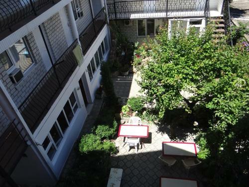 Hostal Guest House Arina