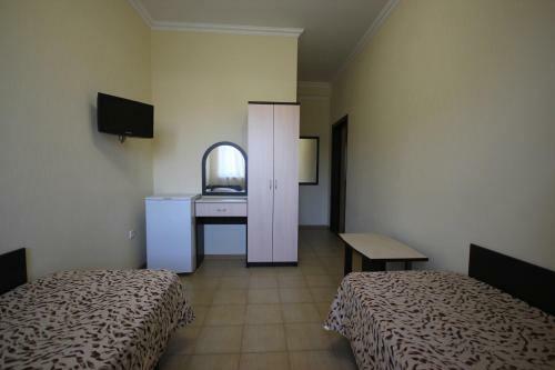 Hostal Karolina Guest House
