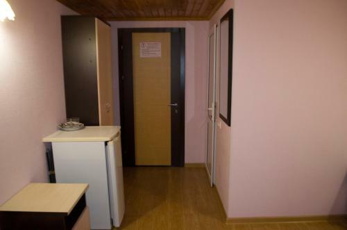 Hostal Karolina Guest House