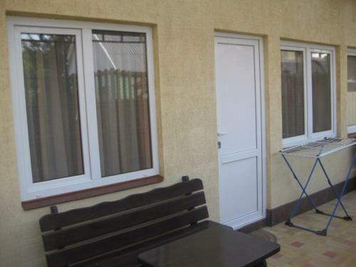 Hostal Milana Guest House
