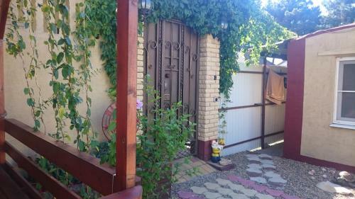 Hostal Milana Guest House