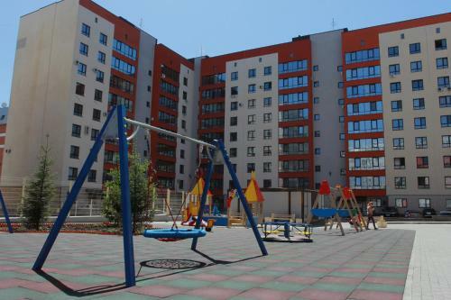 Comfort Apartment On Komsomolskiy Prospekt 44