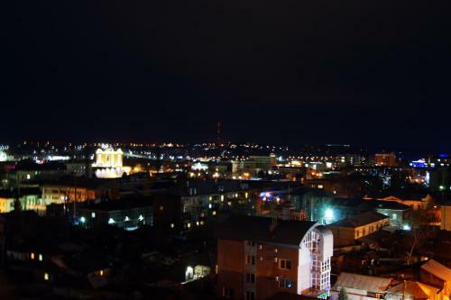 Comfort Apartment On Komsomolskiy Prospekt 44