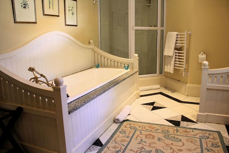 Hotel Hacklewood Hill Country House