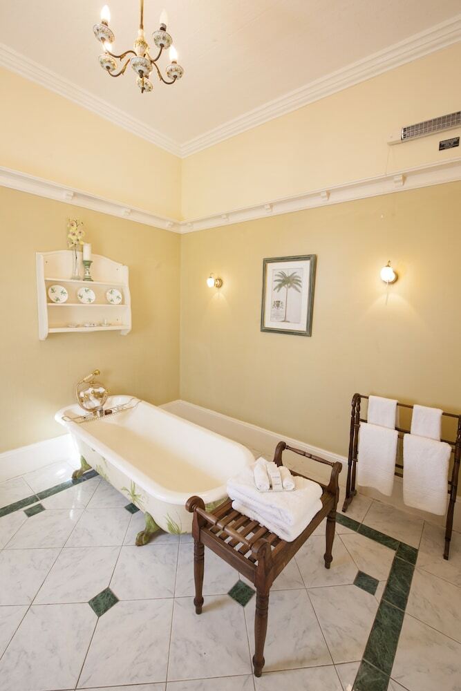 Hotel Hacklewood Hill Country House