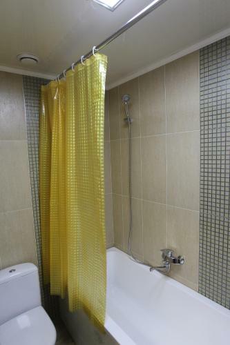 Zhemchuzhina Vostoka Hotel