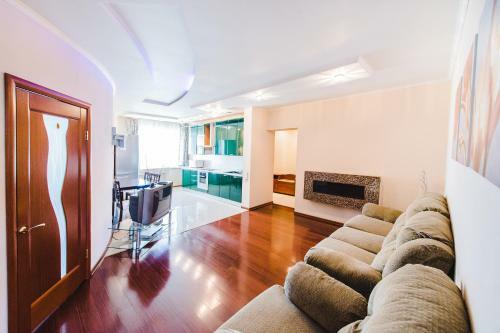 Dekabrist Apartment On Lenina 17