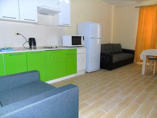 Apartment On Alanskaya 25