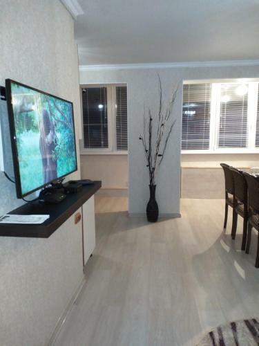 Pikhtoviy Mys 6 Apartment