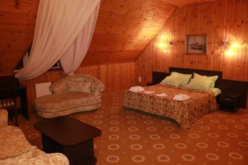 Hotel Snezhniy Bars Dombay