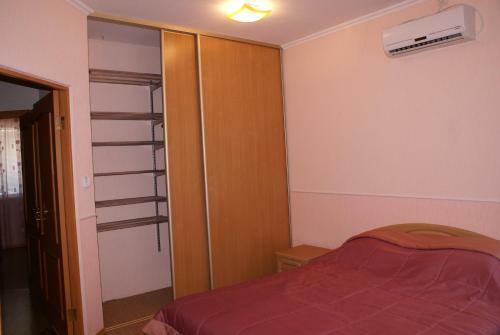 Hostal Roza Vetrov