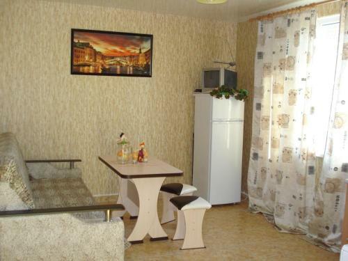 Strelnya-dolzhanskaya Apartments