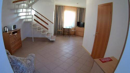 Hotel Kazachiy Bereg 1