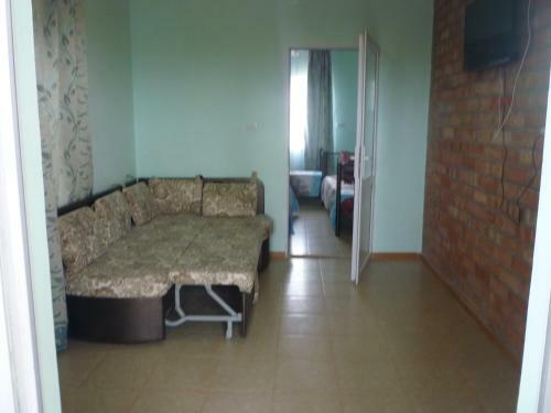 Hostal Guesthouse On Delegatskaya 82 A