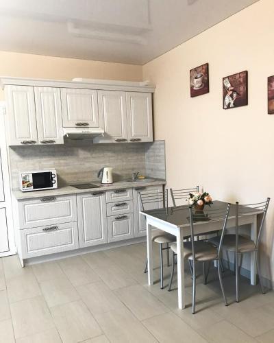 Apartamento Guest House On Kholostyakova 6